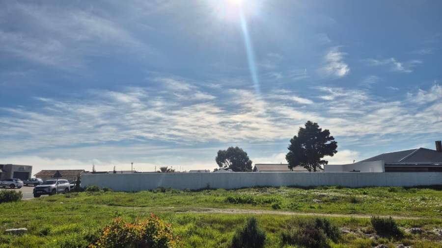 0 Bedroom Property for Sale in Middedorp Western Cape